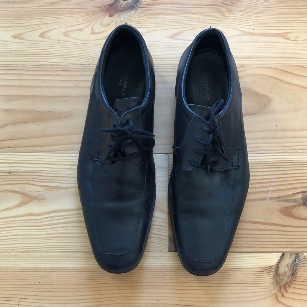BANANA REPUBLIC men’s dress shoes | size 10.5